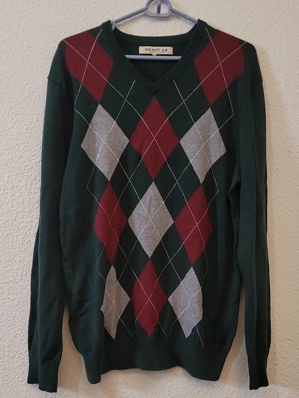 Old Navy Men's Forest Green V-Neck Argyle Sweater with Red and Gray Diamonds